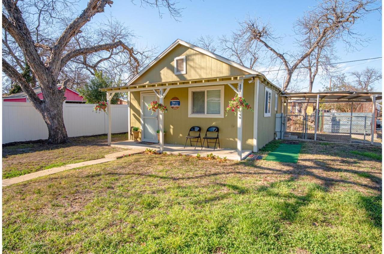 Stunning Cozy Downtown Guesthouse San Antonio Extérieur photo